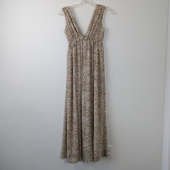 H&M Bohemian Paisley Maxi Dress - Deep V-Neck, Size 4 - Picture 2 of 7